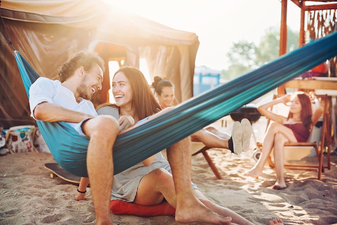 Get a Portable Hammock for Travel and Camping