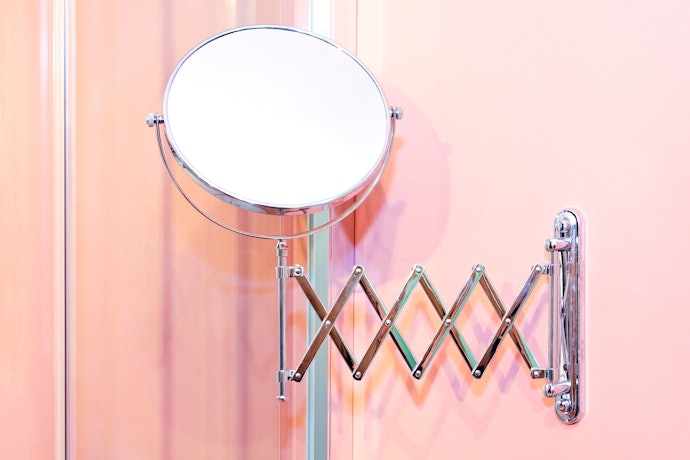 Mounted Mirrors Save Space but Installation Can Be Complicated