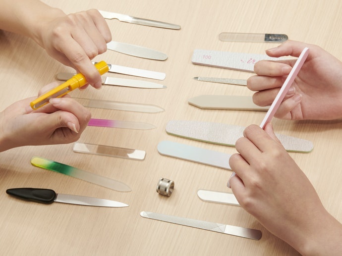 How We Tested the Japanese Nail Files