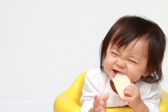 Solid Snacks for Babies Learning to Chew