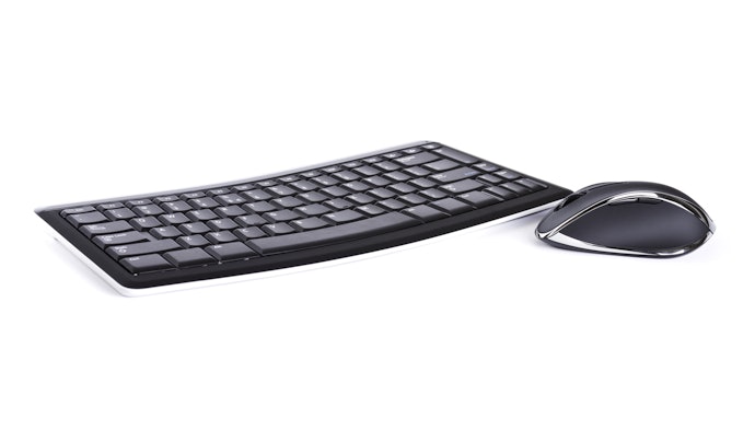 Choose Between Wired or Wireless Keyboards