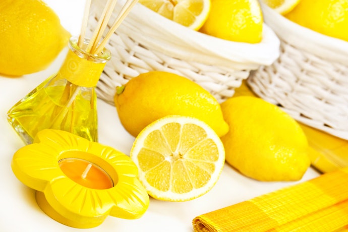 Get Refreshed and Relaxed With Citrus and Fruity Scents
