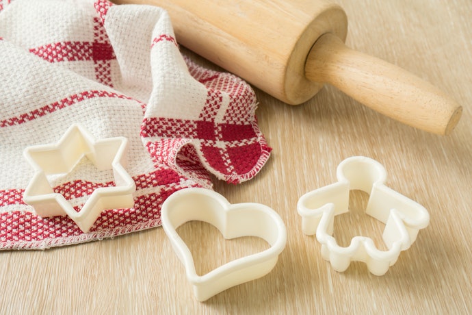 Plastic Cookie Cutters are Safe and Inexpensive