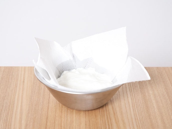 Using Paper Towels to Drain Yogurt or Steaming Vegetables