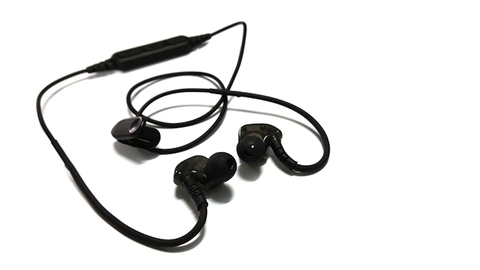 Popular Styles of Wireless Earbuds Are in-Ear, Neckbands, and Ear Hooks