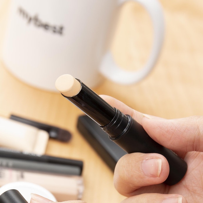 Stick Concealers are the Most Long-Lasting, but Make Sure It’s Not Too Thick