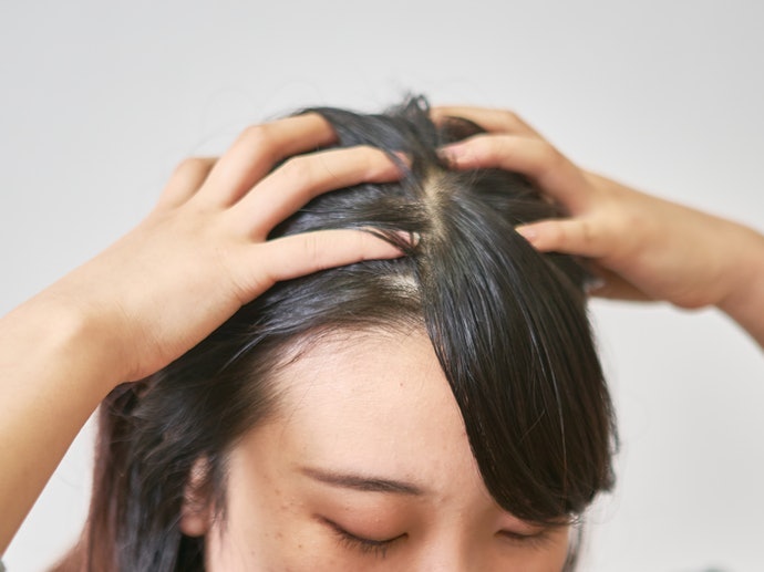 How to Wash Your Hair, According to a Hair Stylist