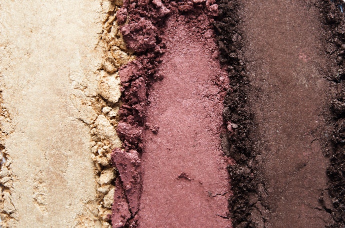 Highly-Pigmented Shadows Offer the Best Color