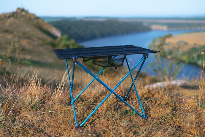 Fabric-Top Tables Are Great for Solo Travelers
