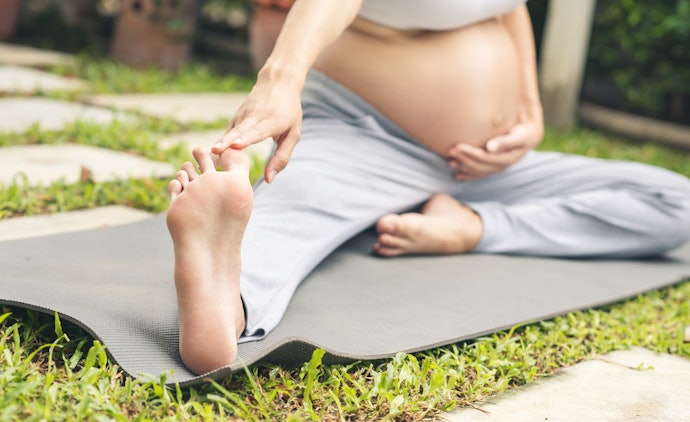 Maternity Yoga Pants Provide Special Pockets For Comfort