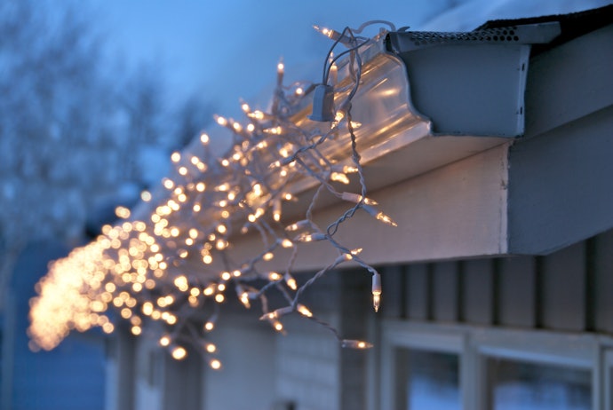 Icicle Lights are Great for a Wintry Effect