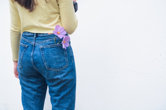 What Are Mom Jeans?