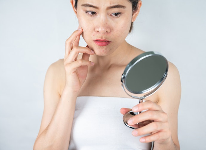 Try Anti-Inflammatory Ingredients for Combination or Acne-Prone Skin