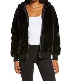 10 Best Women's Faux Fur Jackets in 2022 (UGG, H&M, and More) 4