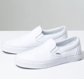 10 Best White Sneakers for Women in 2022 (Nike, adidas, and More) 1