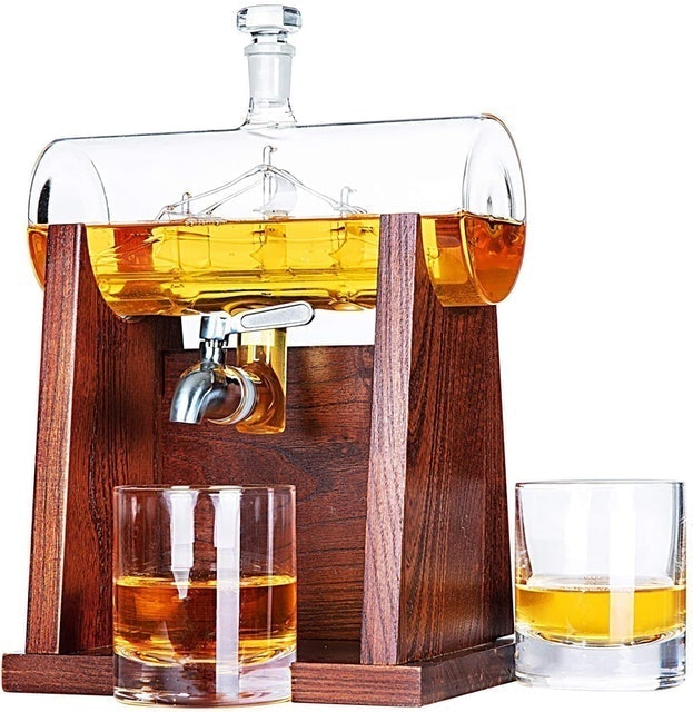 Jillmo Whiskey Decanter Set With 2 Glasses 1