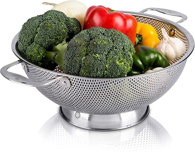 LiveFresh Stainless Steel Micro-Perforated 5-Quart Colander 1