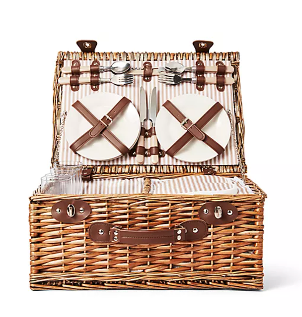 Bee & Willow Picnic Basket 1