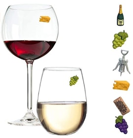 10 Best Charms for Wine Glasses in 2022 (Trudeau, Twine, and More) 4
