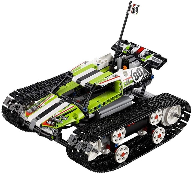 LEGO Technic Tracked RC Racer 1