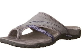 10 Best Women's Hiking Sandals in 2022 (KEEN, Teva, and More) 1