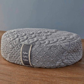 10 Best Meditation Cushions in 2022 (Yoga Instructor-Reviewed) 1