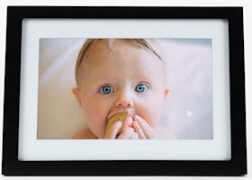 10 Best Wifi Digital Photo Frames in 2022 (Nixplay, Pix-Star, and More) 2