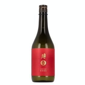 10 Best Tried and True Japanese Sake in 2022 (Sake Expert-Reviewed) 3