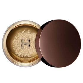 10 Best Setting Powders for Dry Skin in 2022 (Makeup Artist-Reviewed) 3
