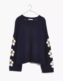 10 Best Women's Crewneck Sweaters in 2022 (H&M, Universal Standard, and More) 3