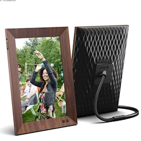 10 Best Wifi Digital Photo Frames in 2022 (Nixplay, Pix-Star, and More) 1