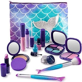 8 Best Makeup Kits for Kids in 2022 (Pediatrician-Reviewed) 2