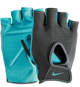 10 Best Women's Workout Gloves in 2022 (Nike, Adidas, and More) 2