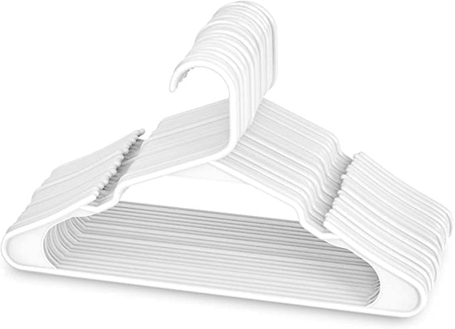Sharpty White Plastic Hangers 1