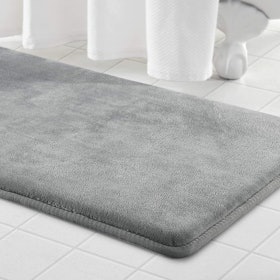 10 Best Bathmats in 2022 (Gorilla Grip and More) 1