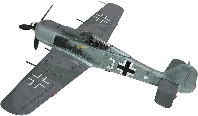 Airfix Focke-Wulf Fw190A-8 1