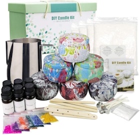 10 Best Candle Making Kits in 2022 (Candle Shop, STMT, and More) 2