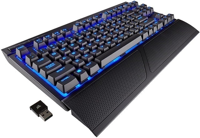 Corsair Wireless Mechanical Gaming Keyboard 1