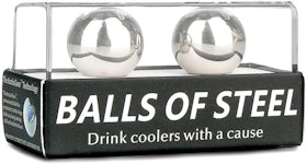 9 Best Reusable Ice Cubes in 2022 (Balls of Steel, Urban Essentials, and More) 1