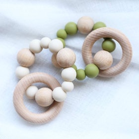 7 Best Wooden Teethers in 2022 (Loulou Lollipop, Maple Landmark, and More) 5
