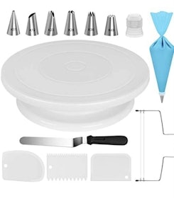 10 Best Cake Decorating Kits in 2022 (Pastry Chef-Reviewed) 2