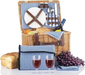 10 Best Picnic Baskets in 2022 (Picnic Time, Scuddles, and More) 1