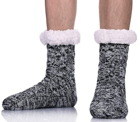 10 Best Men's Slipper Socks in 2022 4