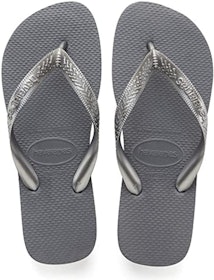 Top 10 Best Shower Sandals in 2021 (Adidas, Crocs, and More) 3