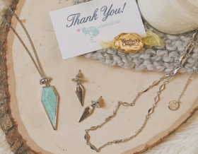 10 Best Jewelry Subscription Boxes in 2022 (Pura Vida, Rocksbox, and More) 3
