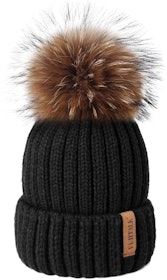 10 Best Winter Hats in 2022 (C.C, Carhartt, and More) 1