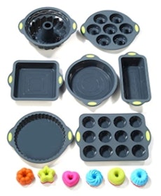 10 Best Silicone Bakeware in 2022 (Chef-Reviewed) 3