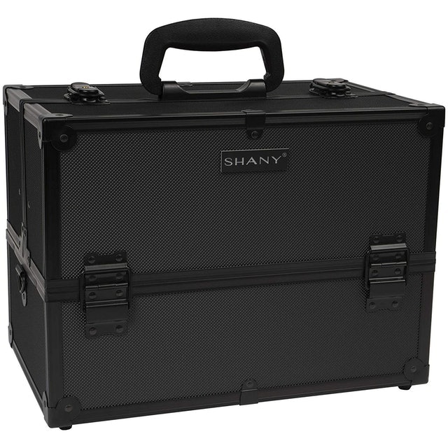 Shany Essential Pro Makeup Train Case 1