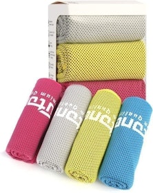 10 Best Cooling Towels in 2022 (Personal Trainer-Reviewed) 1