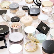 We Tested the 10 Best Japanese Face Powders in 2022 (Hair and Makeup Artist-Reviewed)